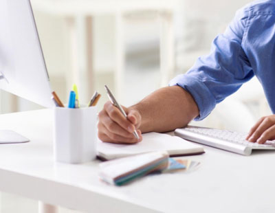 纽约股市三大股指3日大幅下跌